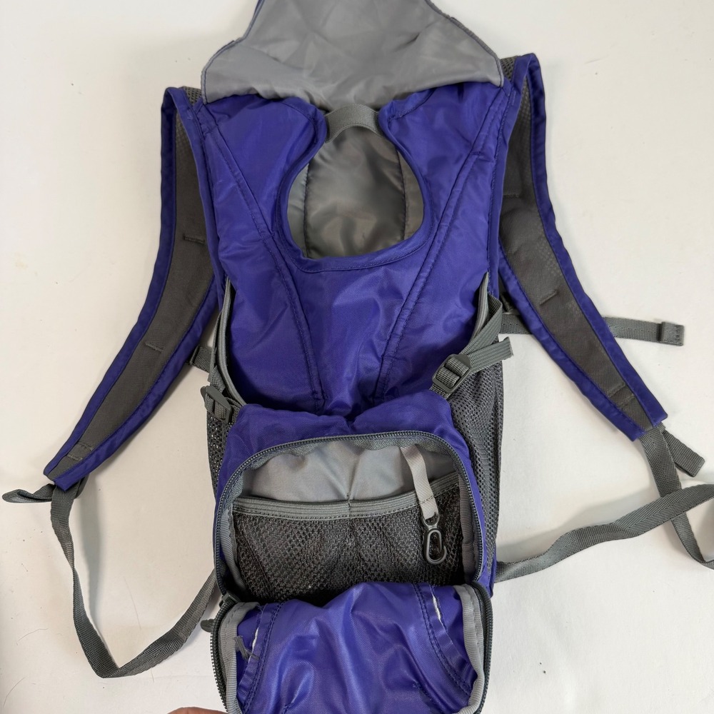 Camelbak Aurora Purple Hydration Backpack Running Hiking Cycling Lightweight - Picture 2 of 7